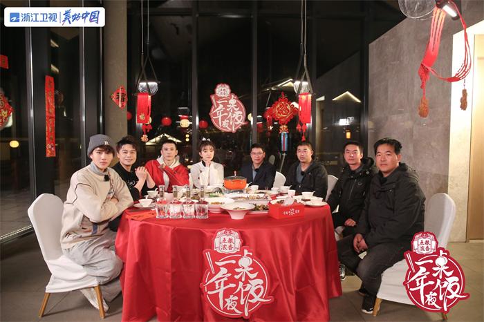 1645186529190547.jpg 《一桌年夜饭》蓝色正能量 守护海洋的“蓝湾卫士护海巡湾巡护队” (1).jpg