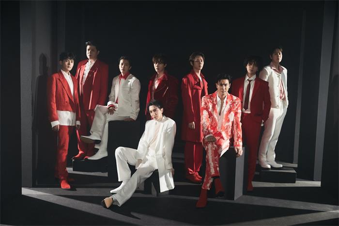 SUPER JUNIOR预告照.jpg