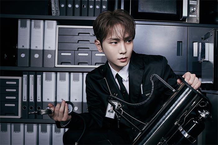 1694412997208313.jpg KEY迷你2辑《Good & Great》预告照 1.jpg
